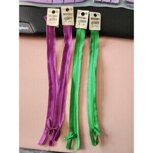 Scovill MFG Invizible Nylaire Zipper 4 Piece 2 Fucsia And 2 Green Collors 7"-9"